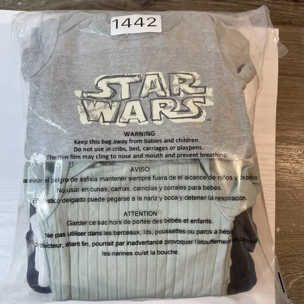 Lot of 12 Baby Boy Clothes Size 0-3 Months Sleep Play Pajamas Star Wars